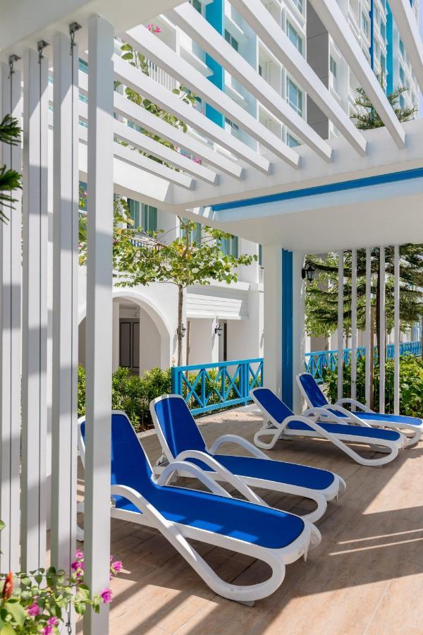 White Lagom Scandinavian House, By Sanguine Apartment Tanjung Tokong Exterior photo